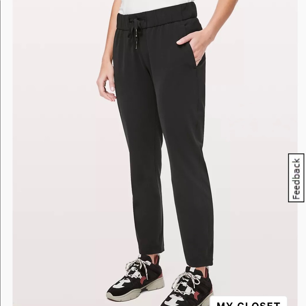 On The Fly 7/8 Lululemon Pants size 2 Black